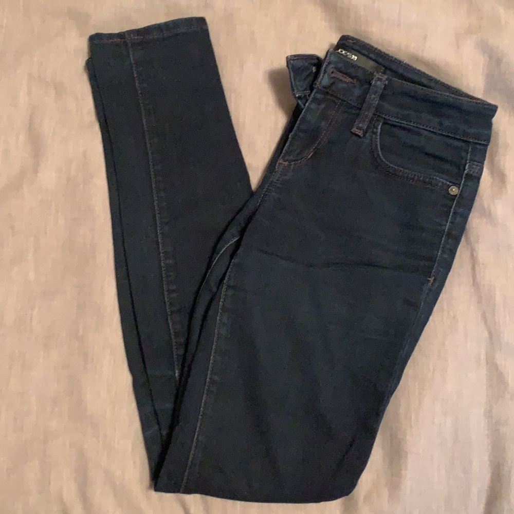 Joe’s “jegging”